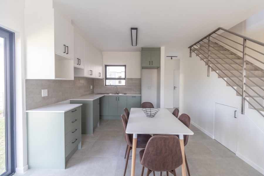 3 Bedroom Property for Sale in Honeydew Country Estate Western Cape